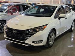 نيسان فيرسا